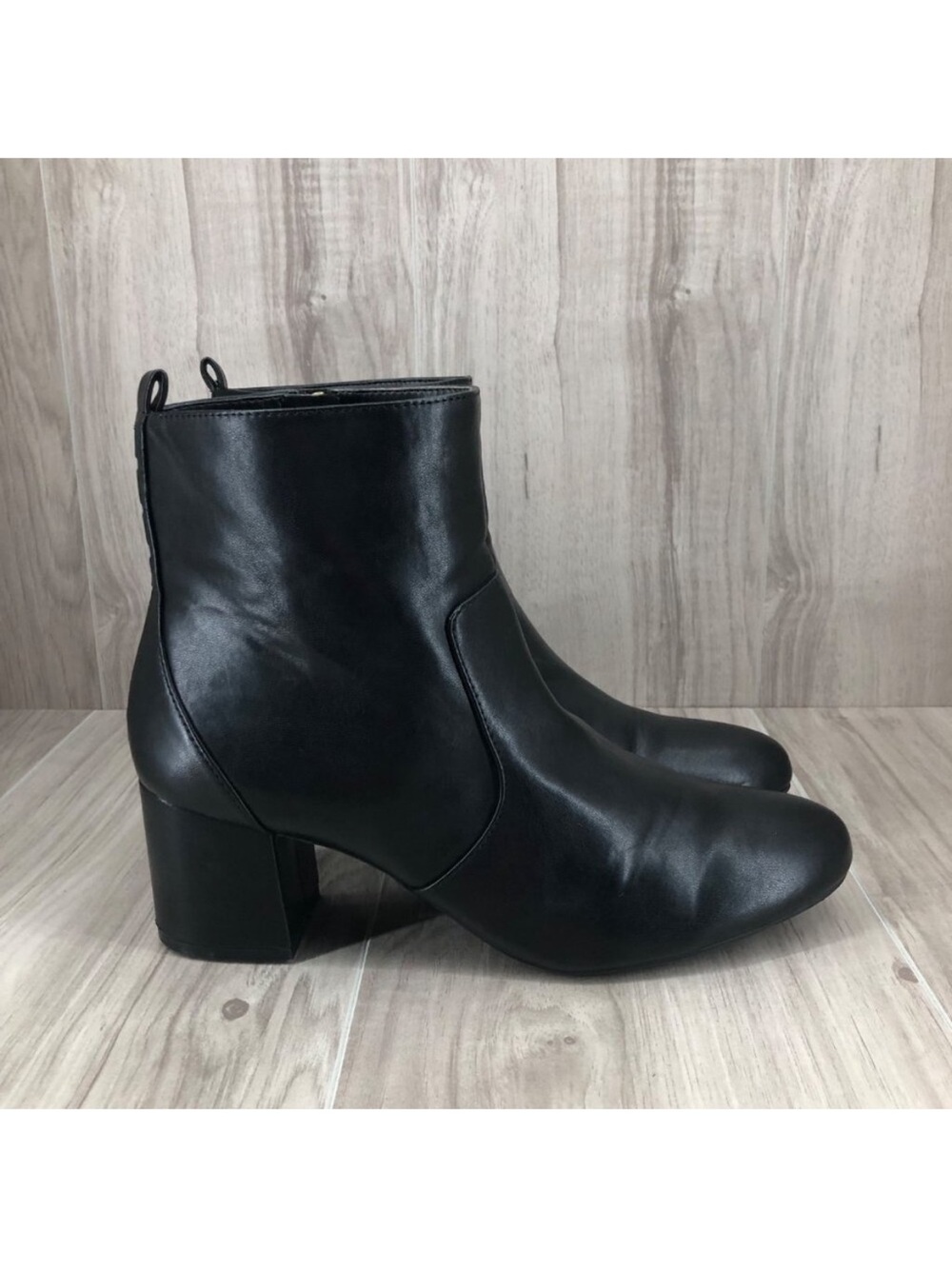 DKNY Ankle Boots Womens 9.5M Black Zip Booties